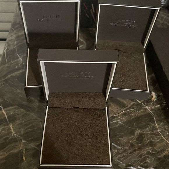 JARED JEWELRY GIFT BOXES ALL BROWN - Picture 2 of 4